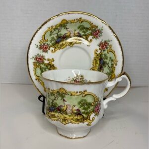 Paragon Fine Bone China Teacup Saucer Chippendale Pattern “E” Green Gold Vintage